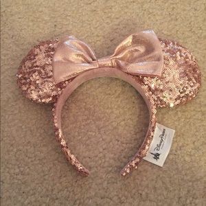 ROSE GOLD SEQUIN MINNIE MOUSE EARS